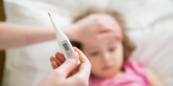 Decálogo de la fiebre: cómo tratar la fiebre de tus hijos/as